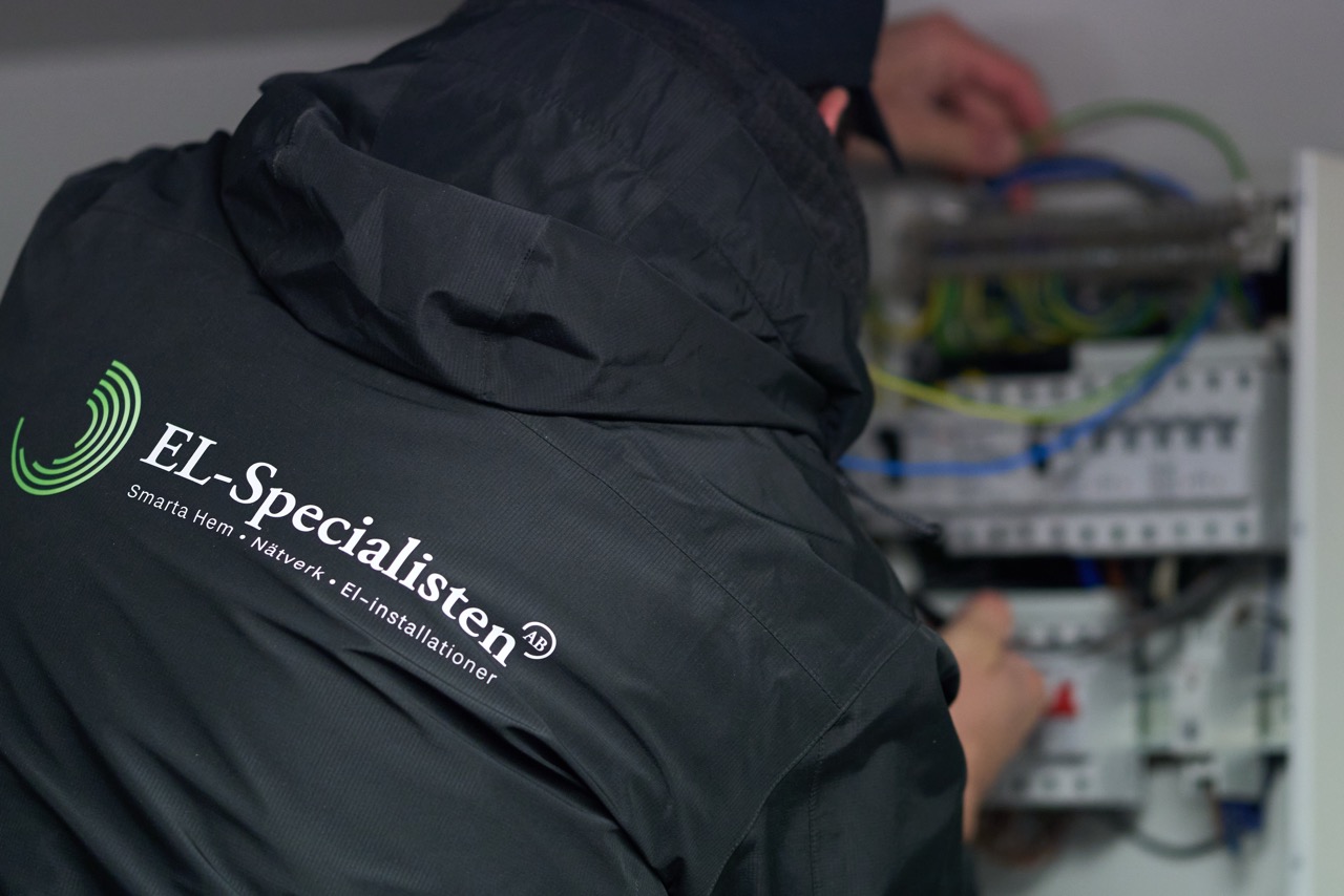 EL-Specialisten Halmstad AB logotyp